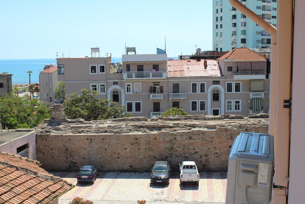 Hotel Nais Durrës Exteriér fotografie